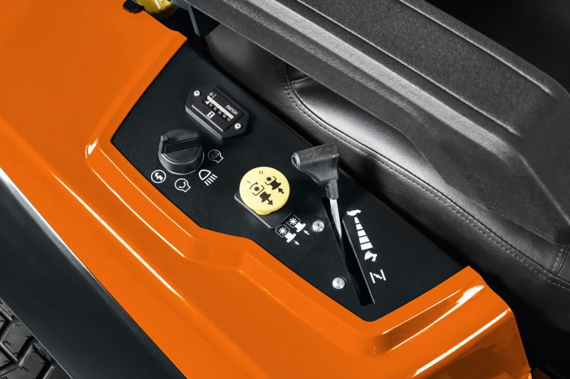 Oleo-Mac ZT108/19 K V nulles apgrieziena mauriņa pļāvējs