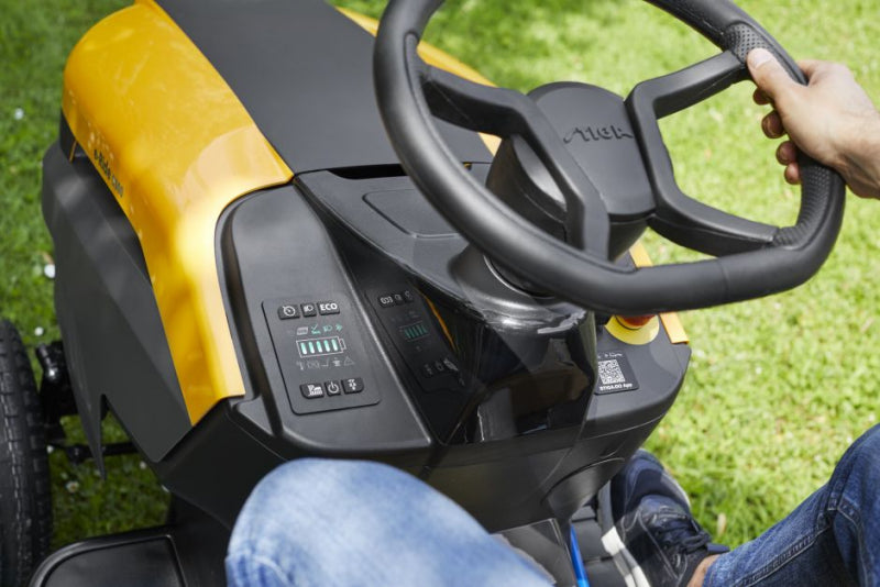 Mauriņa traktors Stiga E-Ride S500