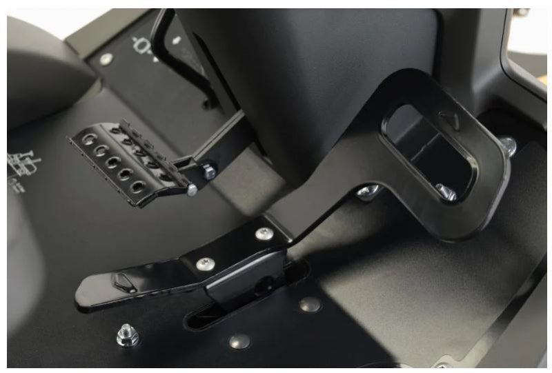 Raiders Stiga PARK 500 W (bez pļaušanas iekārtas)