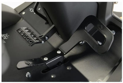 Raiders Stiga PARK 500 W (bez pļaušanas iekārtas)