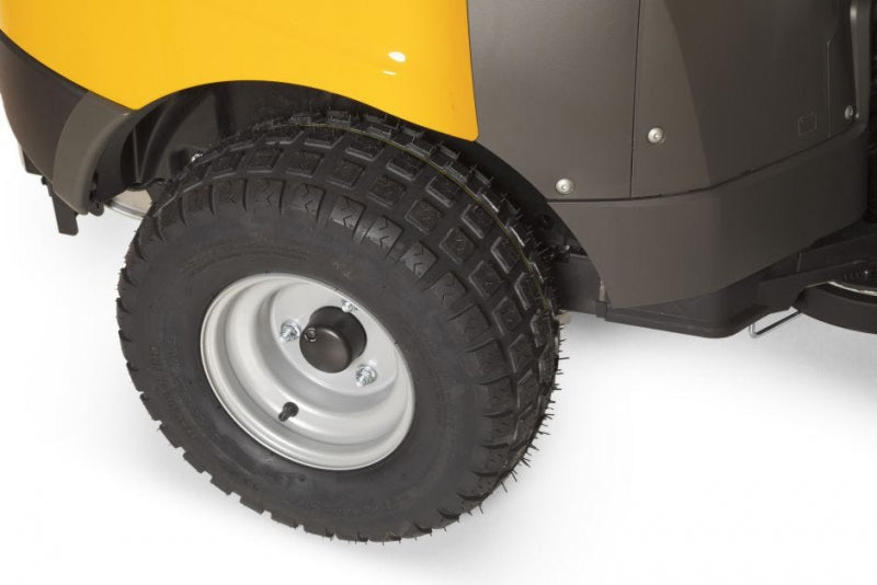 Raiders Stiga PARK PRO 900 AWX (bez pļaušanas iekārtas)